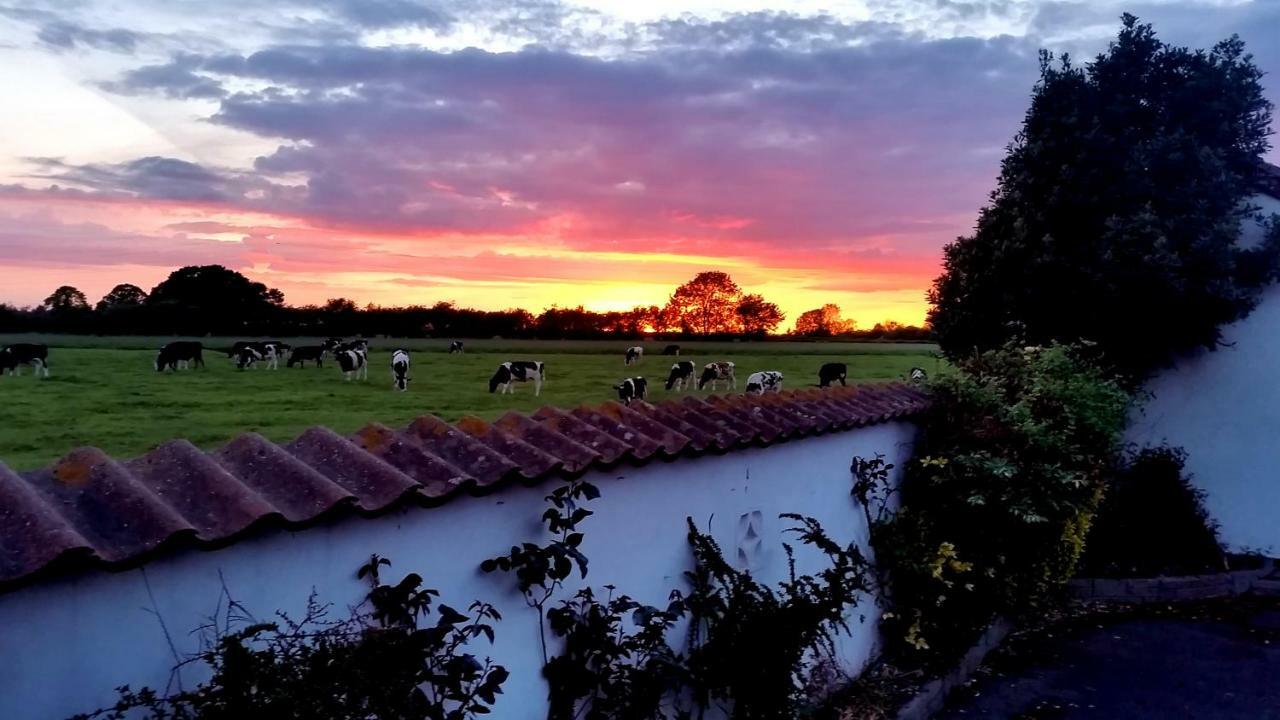 Miltons Country Hotel